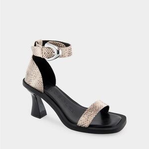 Comfortable Ankle Strap Sculpted Heel Sandal in Roccia Snake Print Leather sz 8